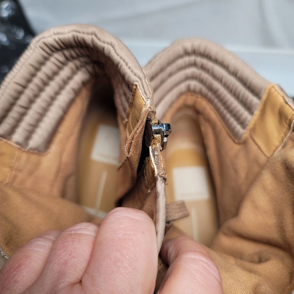 NWOT.  Dolce Vita Heeled Ankle Boots.  Size 8 - Picture 3 of 7